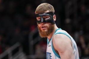 El Real Madrid negocia ya el sustituto de Yabusele