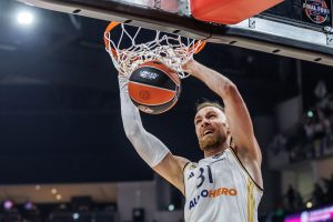 Dzanan Musa desvela su futuro en el Real Madrid: “Ahora empiezan las negociaciones”