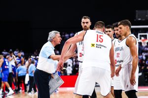 No cierra la puerta a continuar pero asegura “no tener un plan”