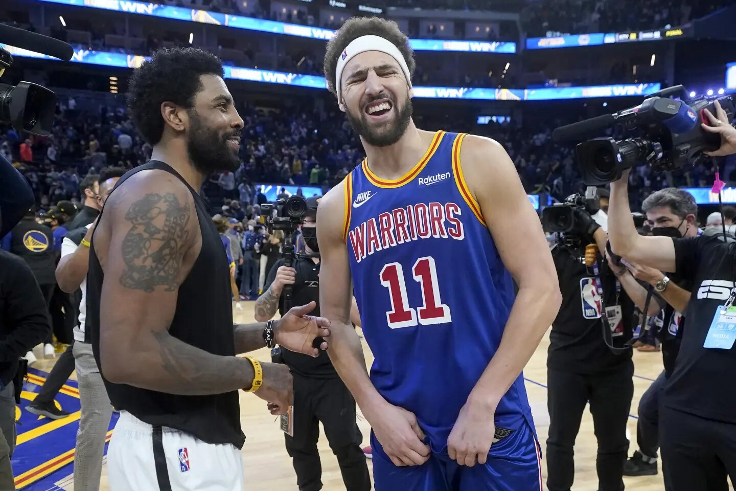 El método Kyrie: ¿Cómo hizo Irving para convencer a Klay Thompson de jugar en Dallas?