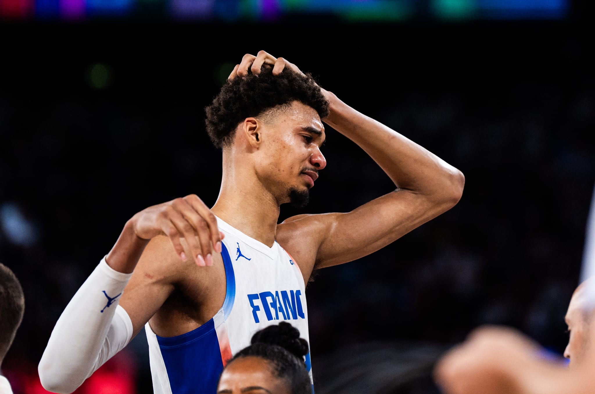 Se lamenta pero avisa: “Lloraría otra vez pero estoy preocupado por ellos”