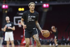 Una joven figura de la NBA perdió el control de su auto y sufrió un grave accidente