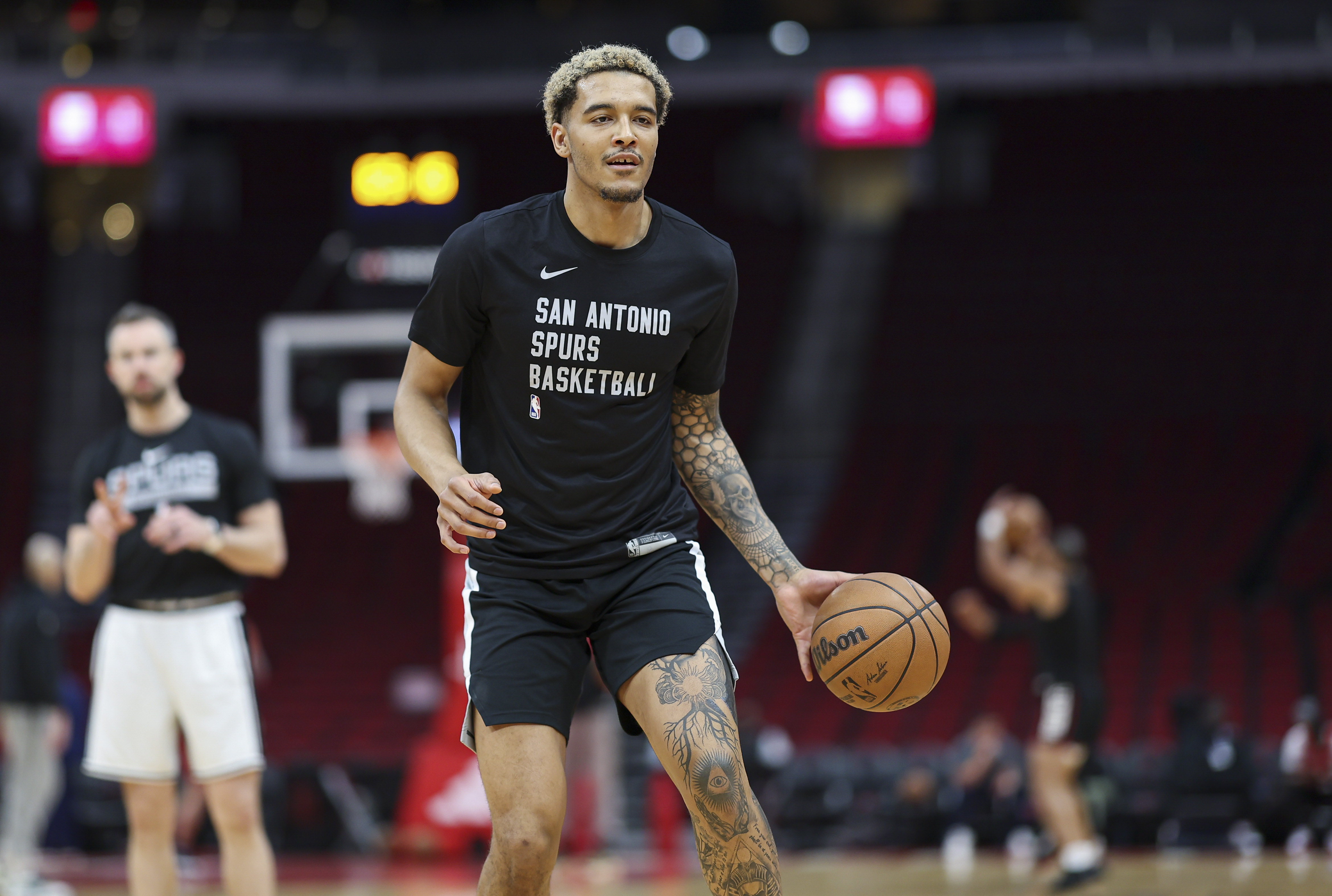 Una joven figura de la NBA perdió el control de su auto y sufrió un grave accidente