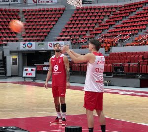 Lesiones y una marcha para Casademont Zaragoza: “Estamos buscando salidas”