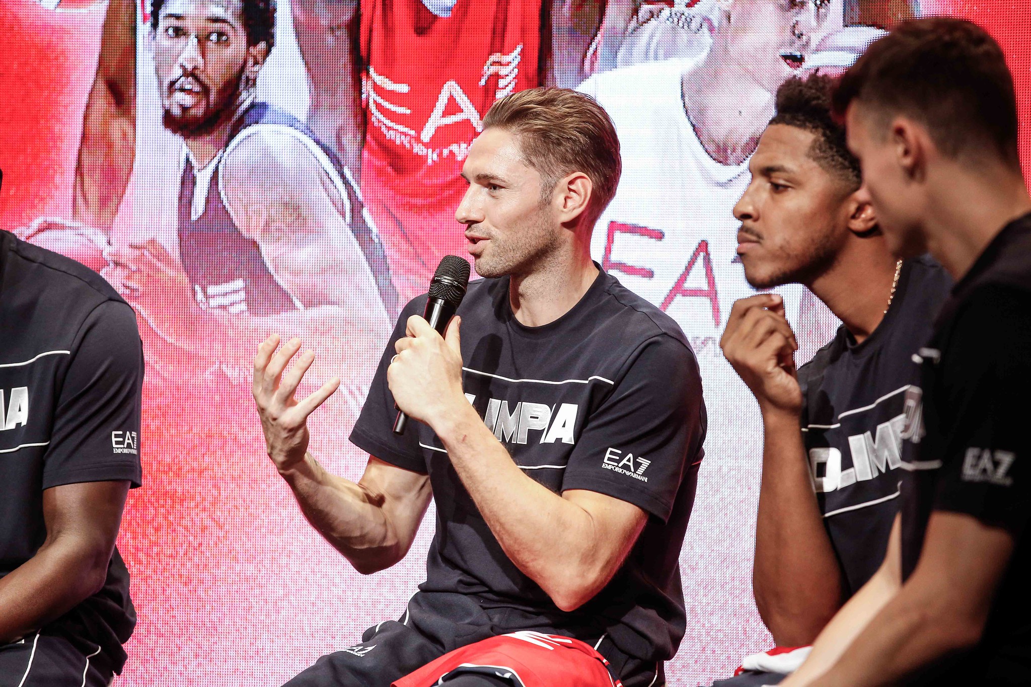 Fabien Causeur se acuerda del Madrid y deja una advertencia en Milán: “no quiero ser…”