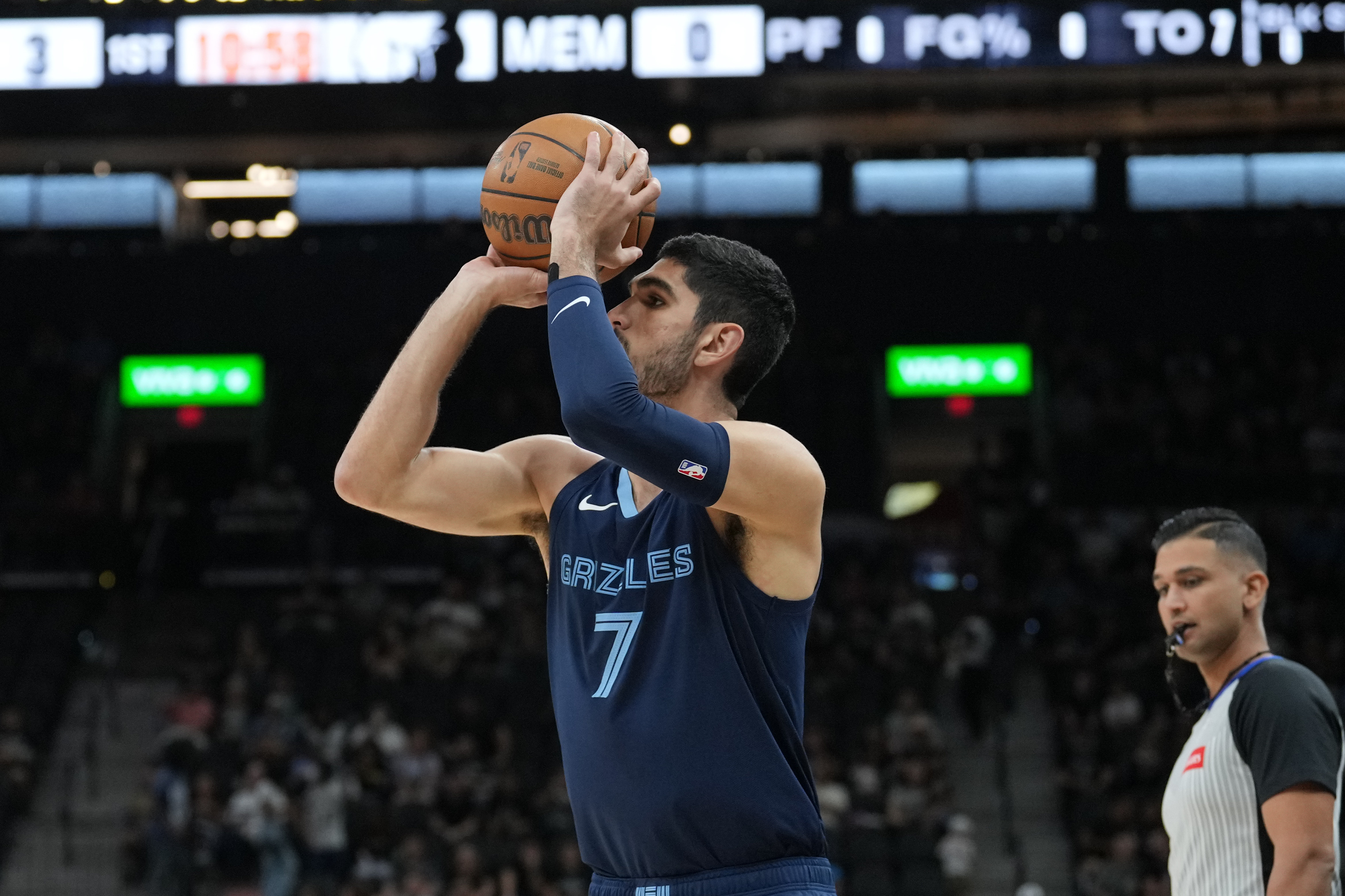La fecha límite para Santi Aldama y Memphis Grizzlies el 21 de octubre
