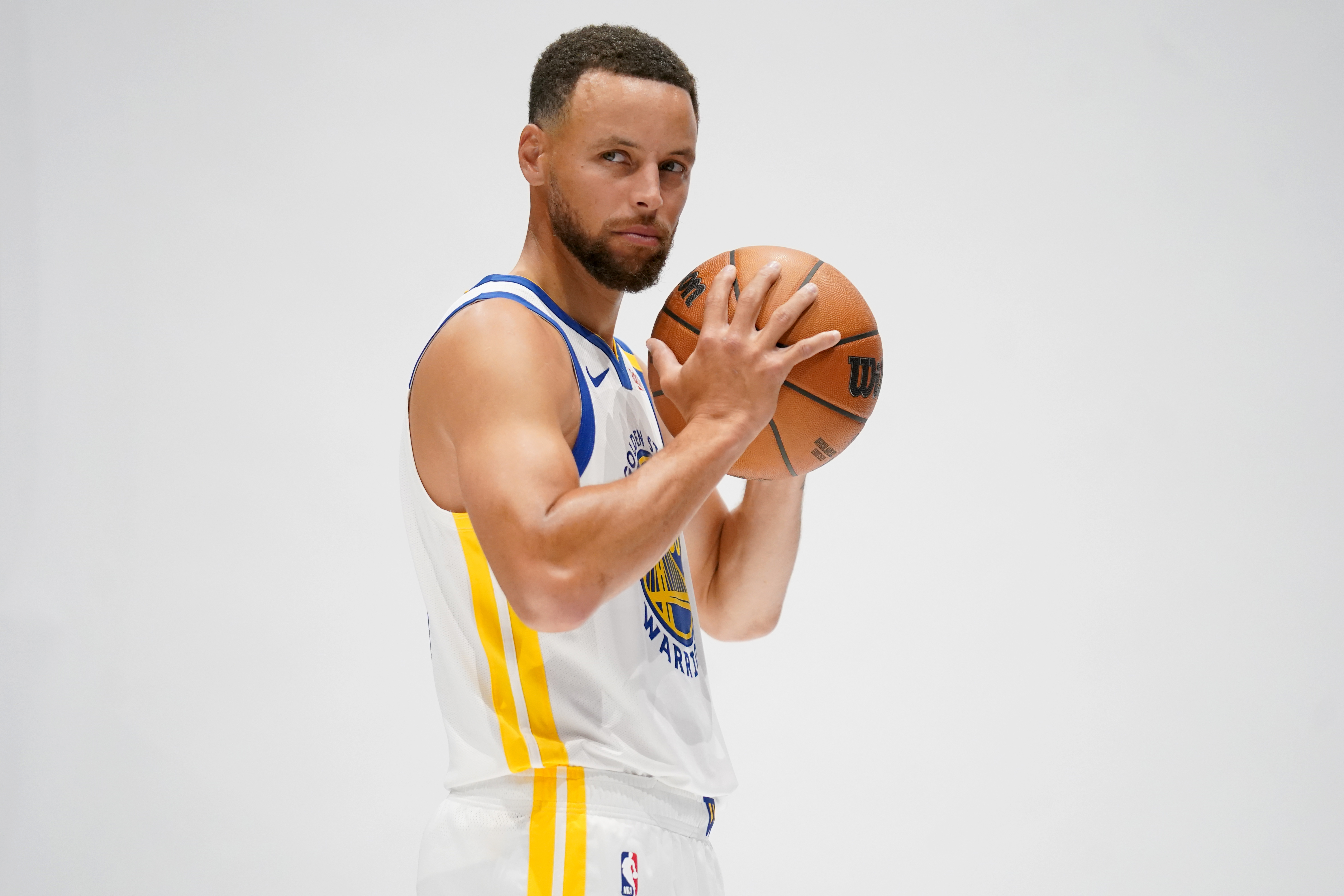 Golden State Warriors 2024 – 2025: Equipo, contratos y pronóstico NBA