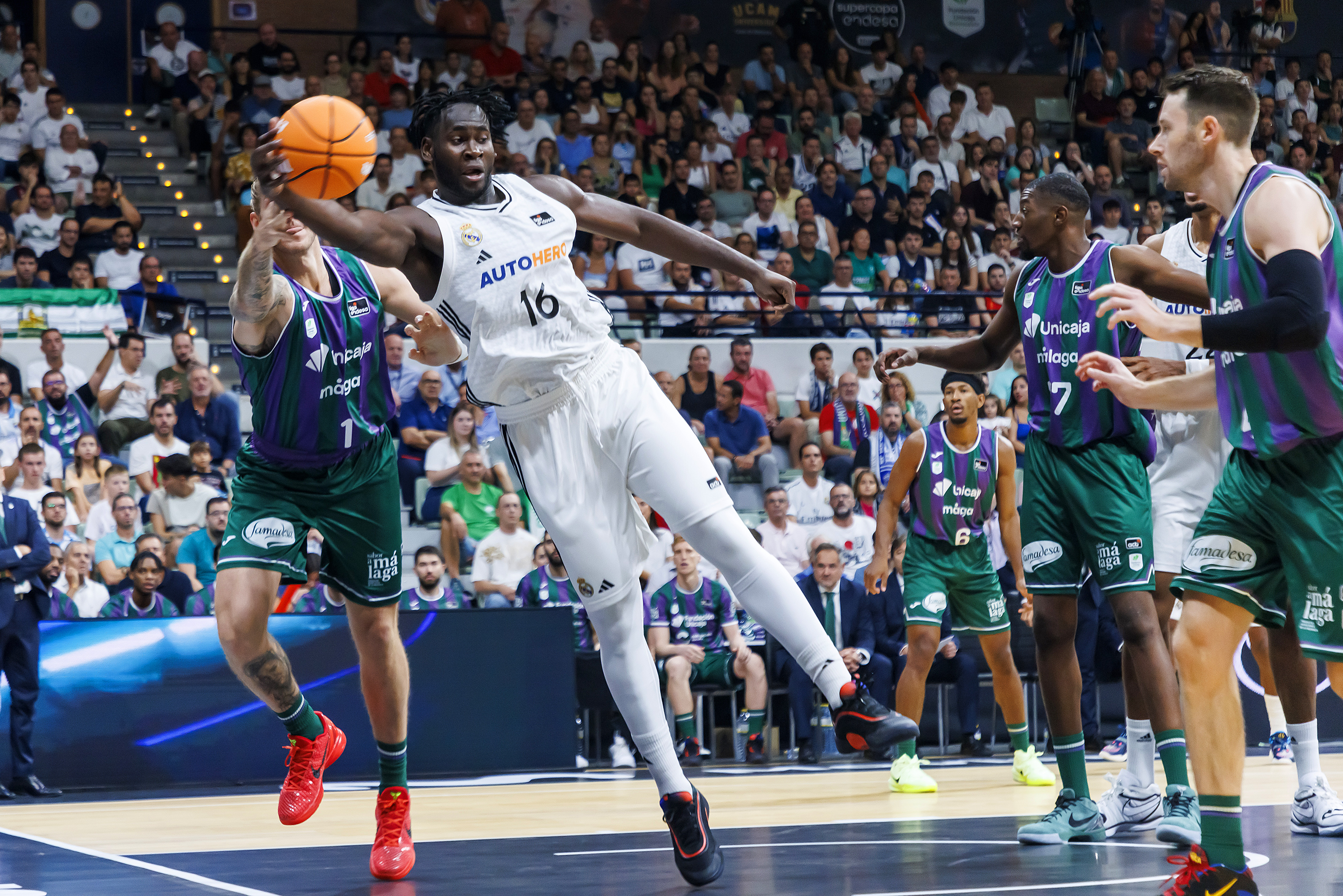 Usman Garuba por fin habla sobre la NBA: “hay muchas partes oscuras…”