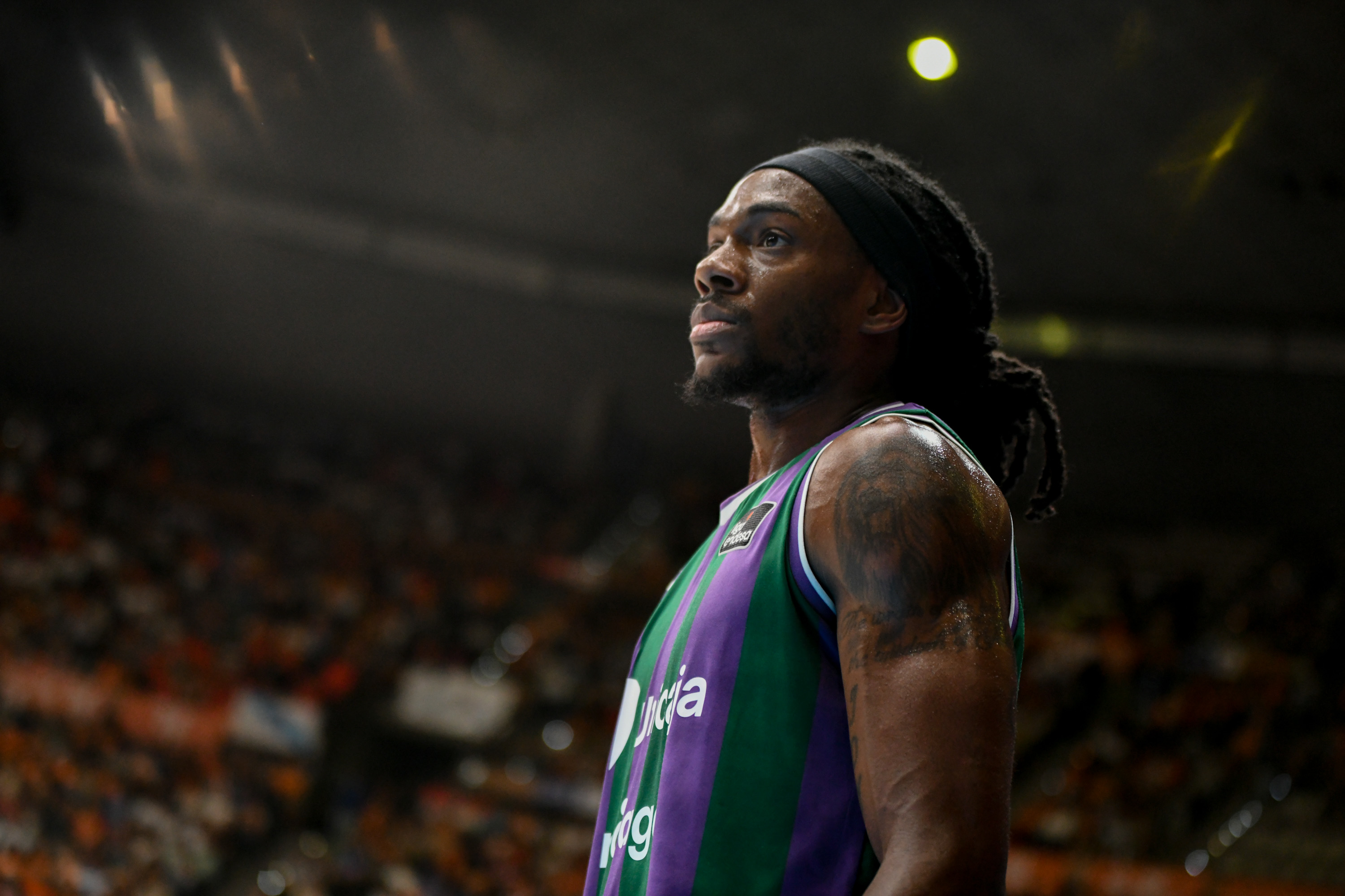 Kendrick Perry se disfraza para Halloween y es una pesadilla ante el Barça