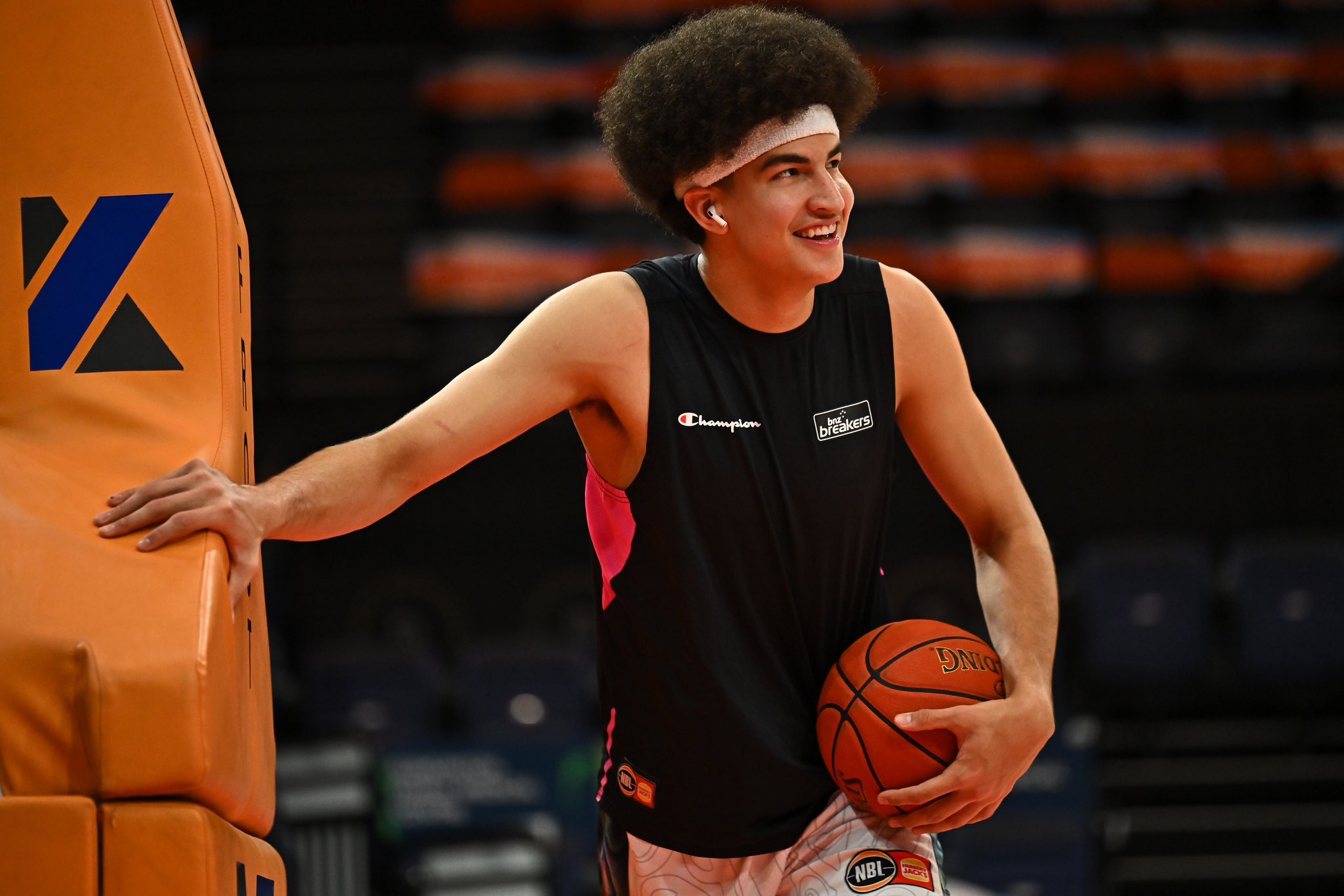 Un ex ACB eclipsa los números de Izan Almansa en Australia