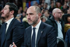 Lo que le “fastidia” a Chus Mateo tras ganar el clásico en Euroliga