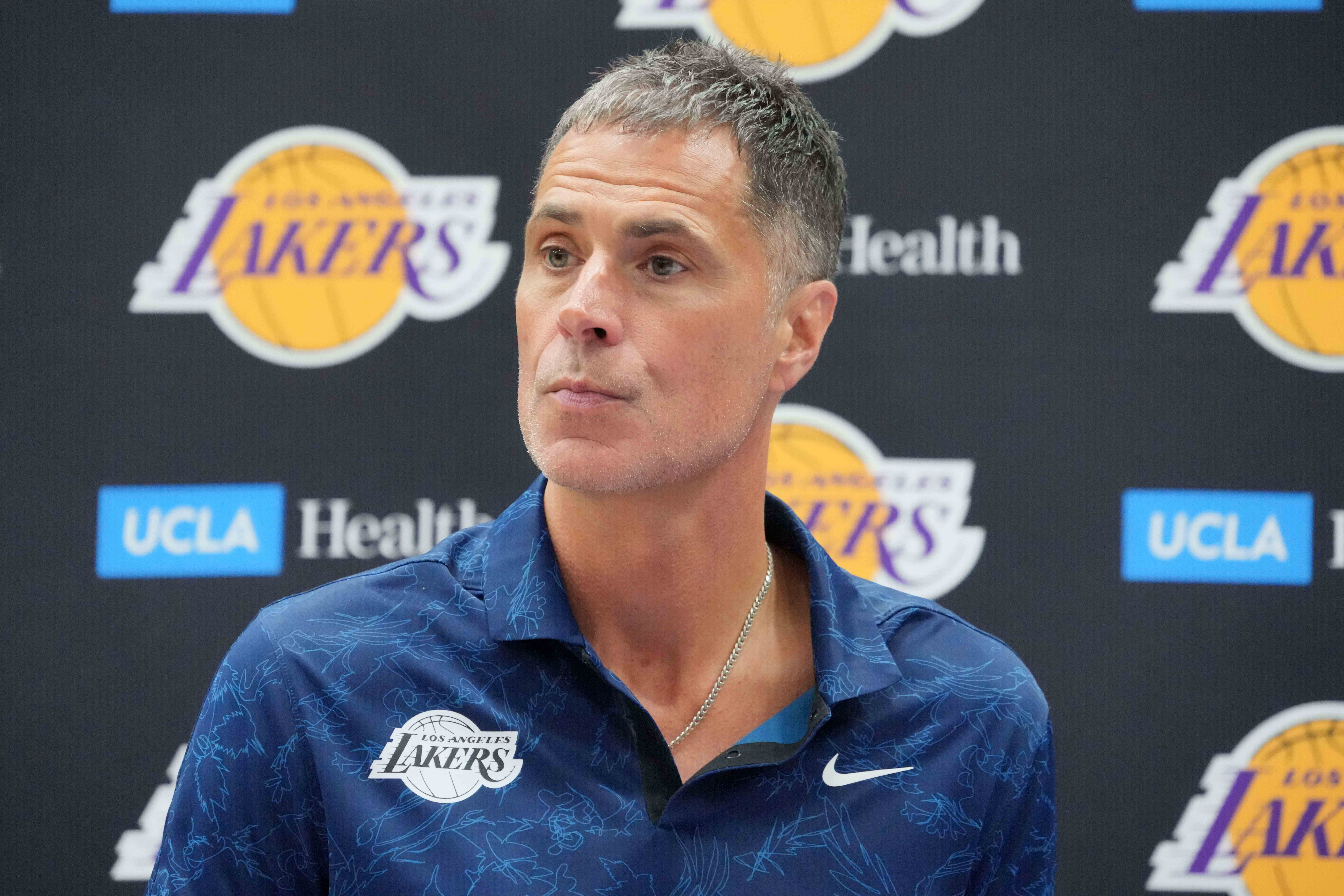 Los Lakers despedirán a su general manager si sucede esto