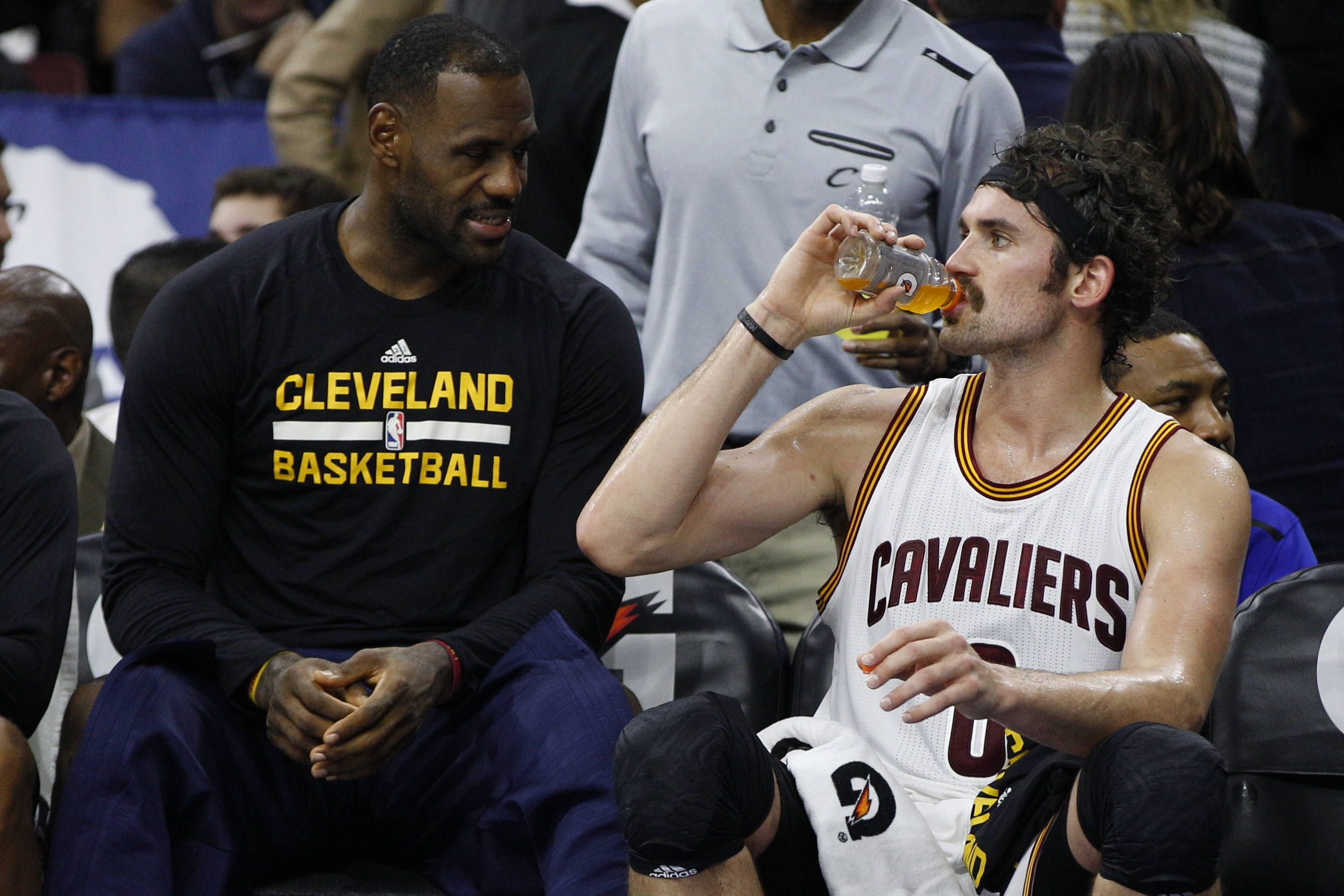 ¿Los Ángeles Lakers reunirán a LeBron James con un campeón de 2016?