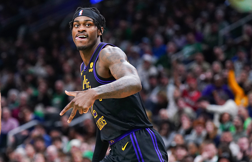 Los Lakers están dispuestos a traspasar a Vanderbilt, pero la NBA pone una condición