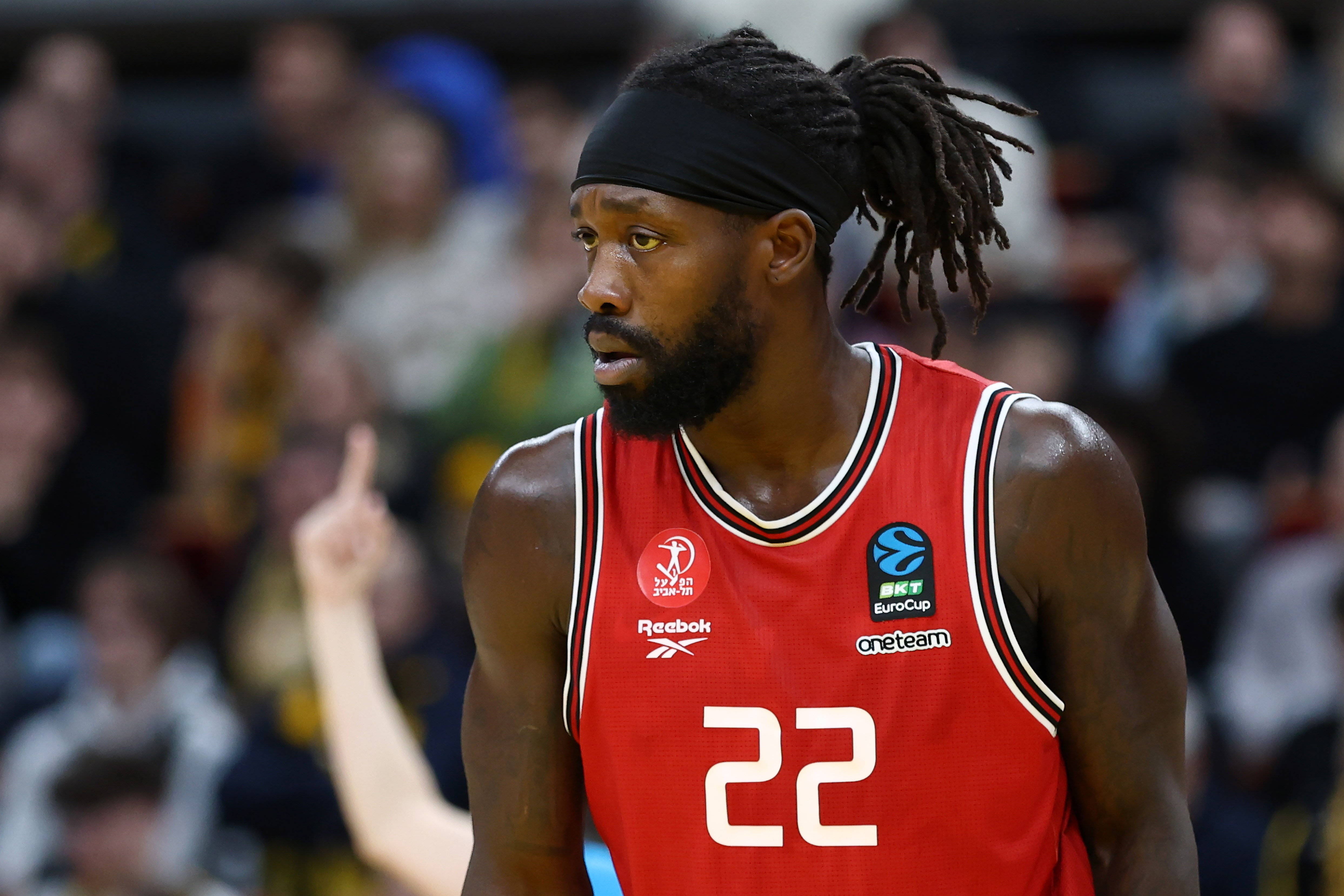 Un emoji de risa, sanción y ¿salida de Patrick Beverley rumbo a Euroliga?