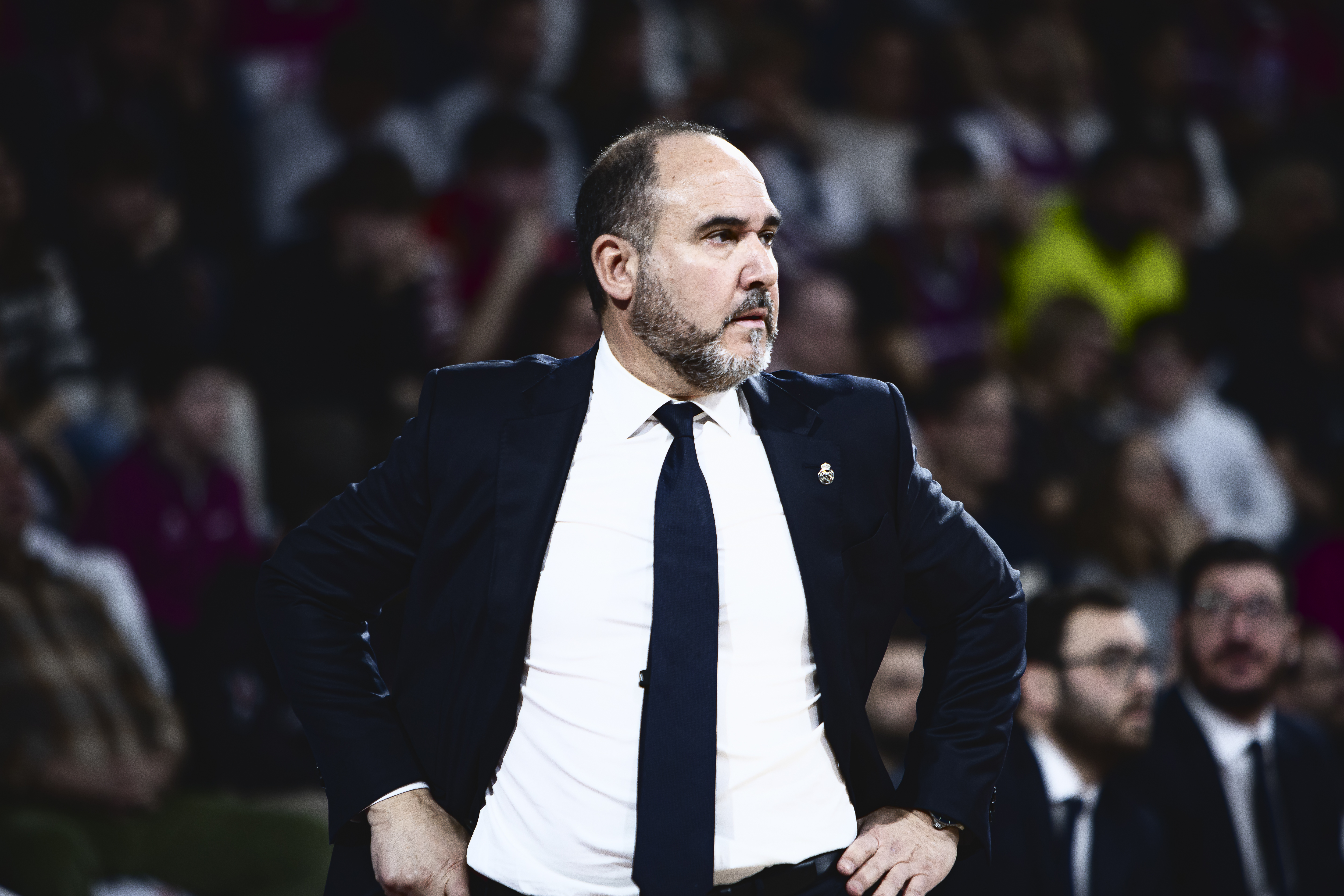 “Justo, pero va a estar” Chus Mateo se pronuncia sobre Musa y la lesión de Deck