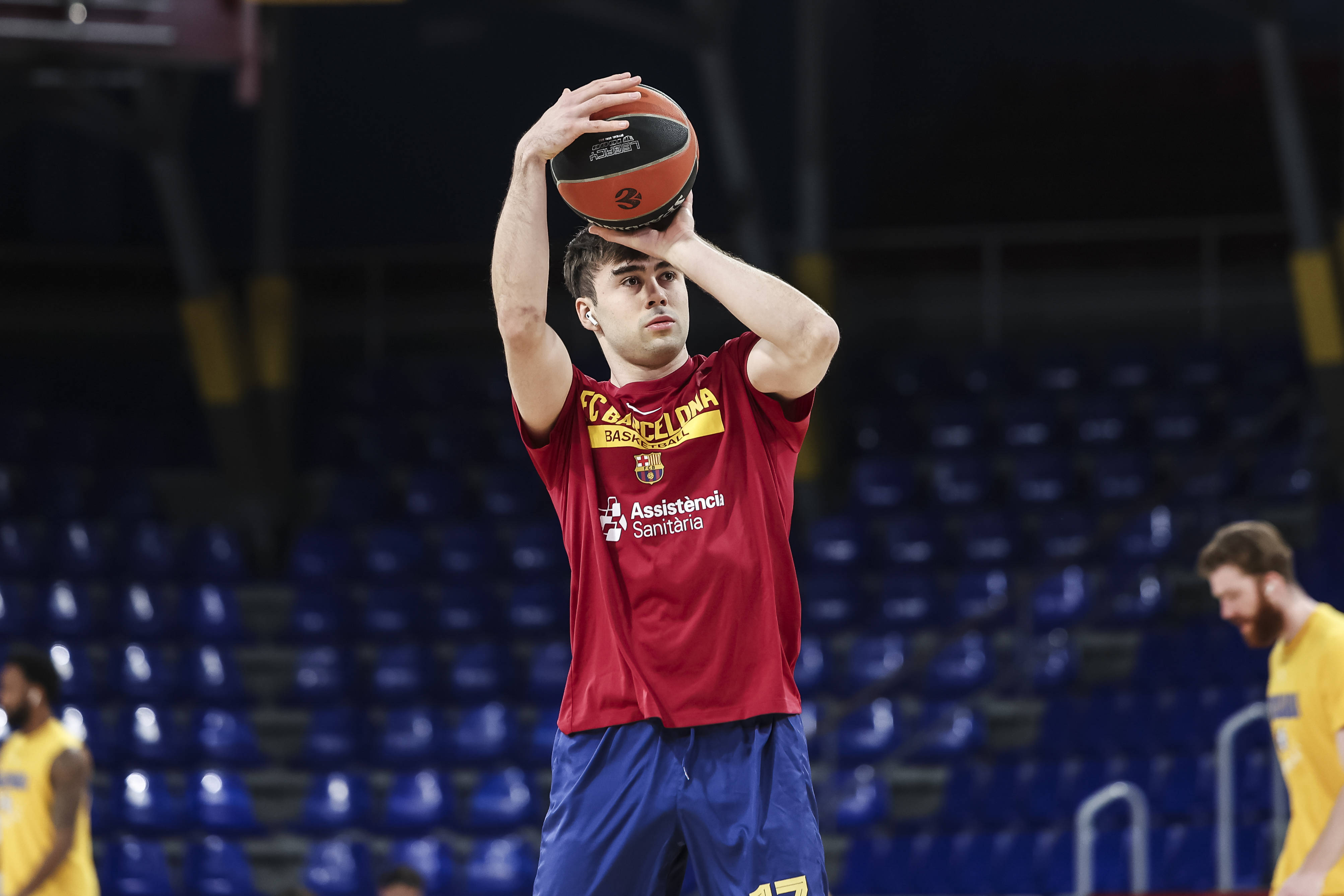 ¿Debe fichar el Barça Basket sustituto para Juan Núñez?
