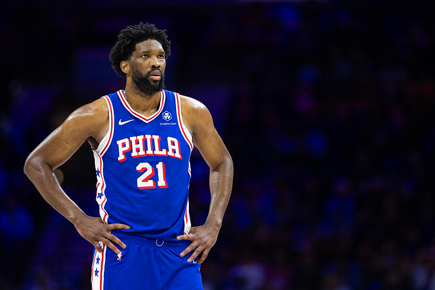 Rumores NBA: los Sixers podrían reemplazar a Joel Embiid por un pivot africano