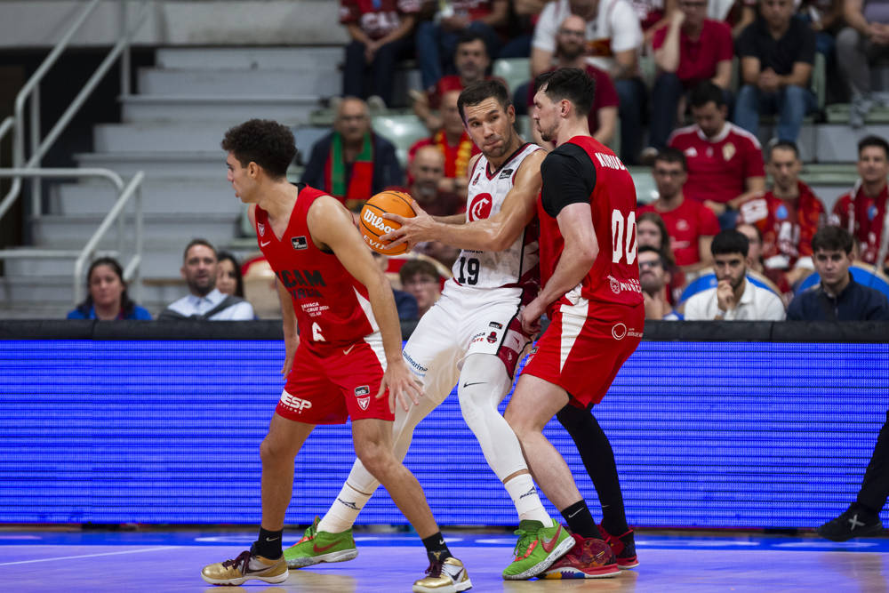 Rumores ACB: ex canterano del Barça y líder reboteador que interesa a Baskonia