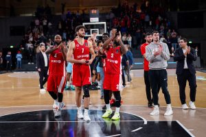 Pelea por entrar en Euroliga: nuevo contrincante para Valencia y Dubai