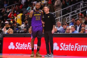 Los Ángeles Lakers podrían conseguir un pivot gracias a exigencias salariales