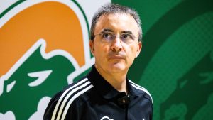 Chechu Mulero intenta proteger al jugador por el que suspiran varios equipos de Euroliga