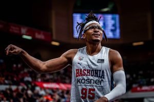 ¿Dardo de Moneke al Baskonia? “Tengo que estar feliz, sentir que me apoyan”