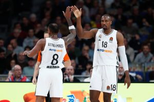 ¿Fin de carrera o última aventura europea? El dilema de este ex jugador del Real Madrid