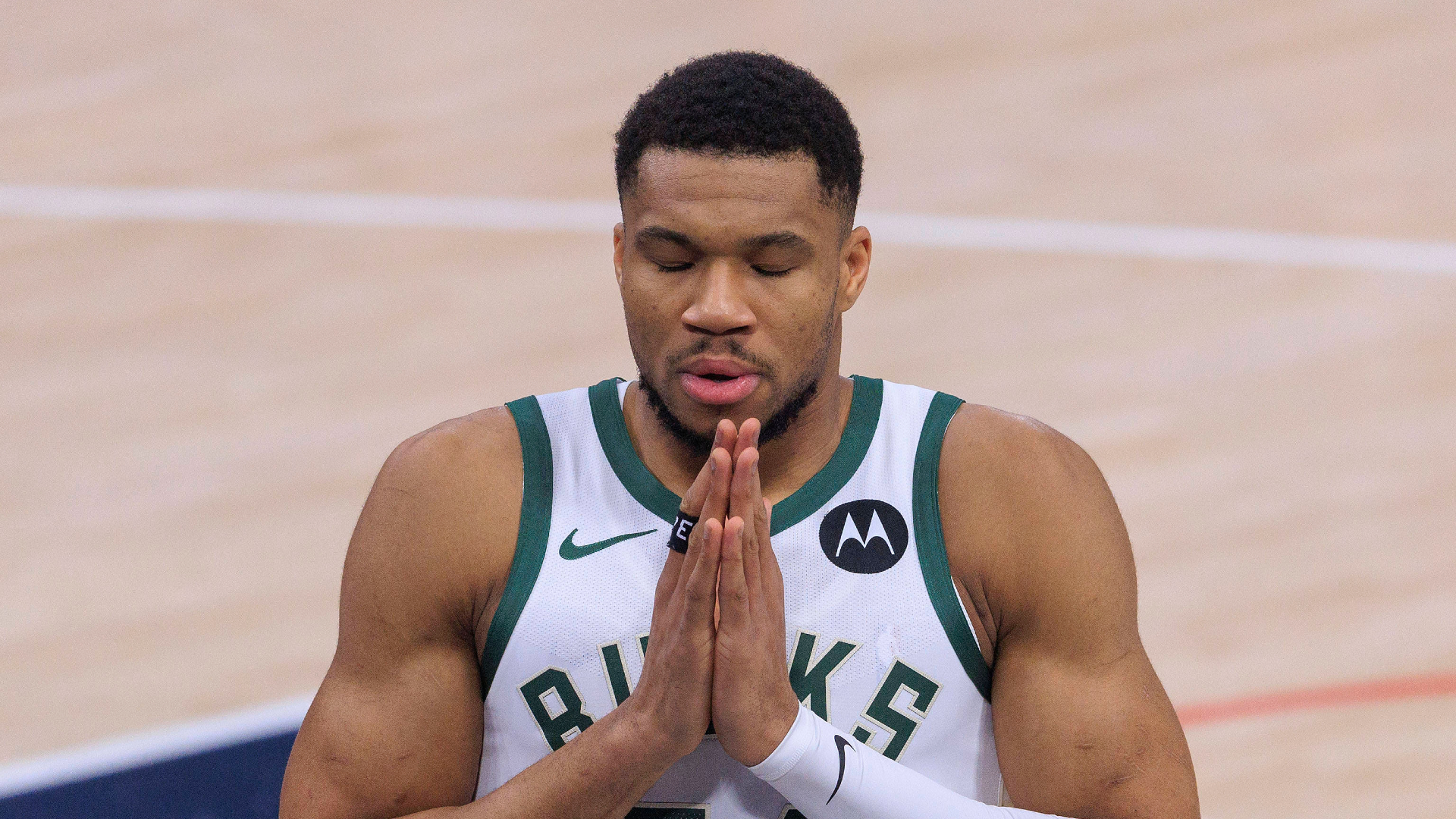 No lo espérabamos… El equipo al que Giannis Antetokounmpo quiso unirse en verano