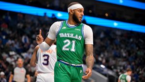 Rumores NBA: Tres pistas para los Warriors en busca de un pívot