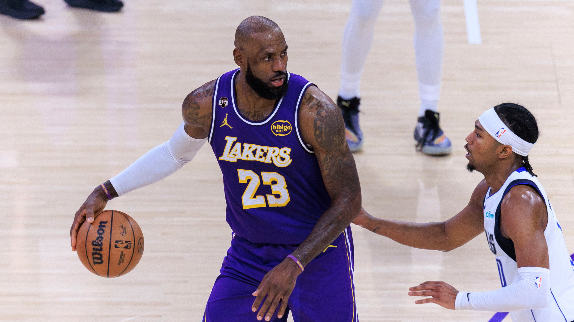 ¿LeBron James disputa su última temporada?
