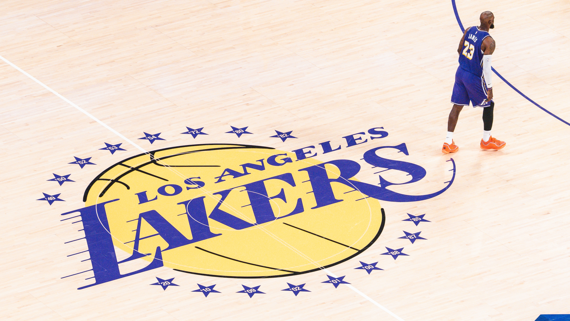 LeBron James aviva los rumores de salida de los Lakers con una pista discreta