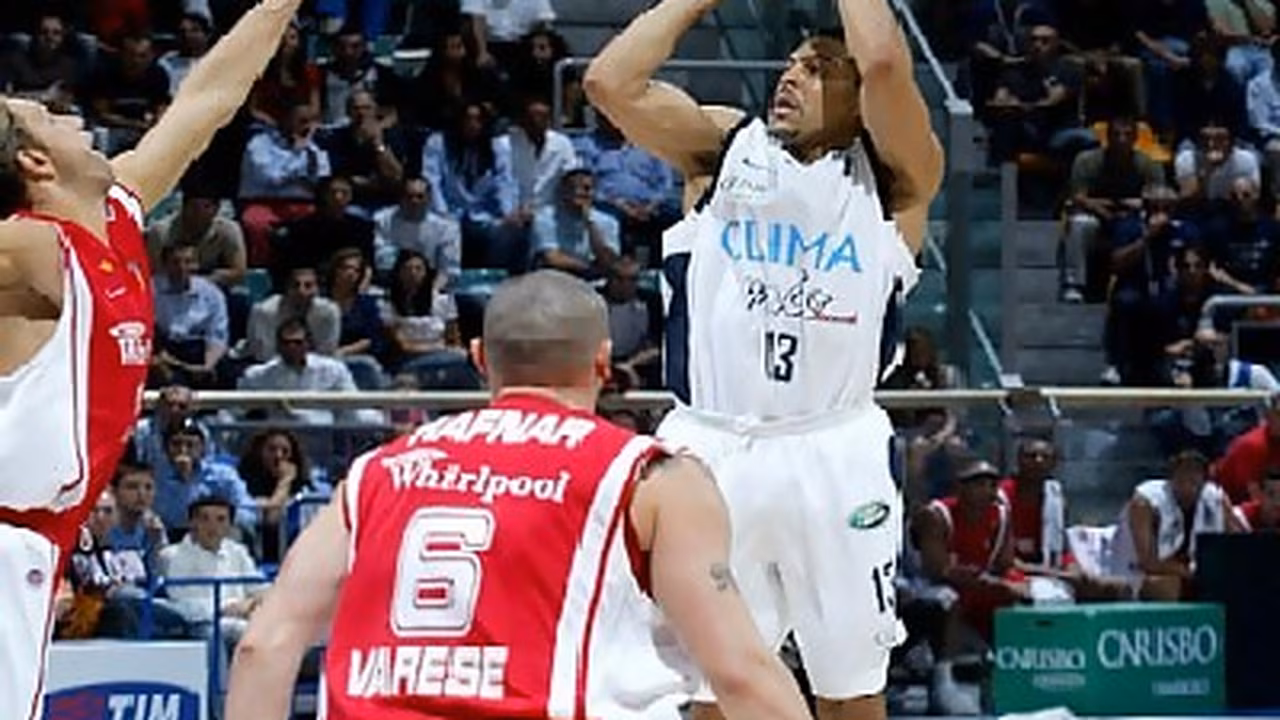 Euroliga (J5, miércoles): El Baskonia  caricaturiza al Fortitudo, mientras los problemas del Joventut le cuestan el partido en Roma
