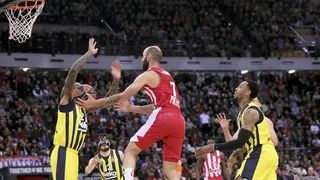 Euroliga (J17): Spanoulis hace historia y adelanta a Navarro como máximo anotador