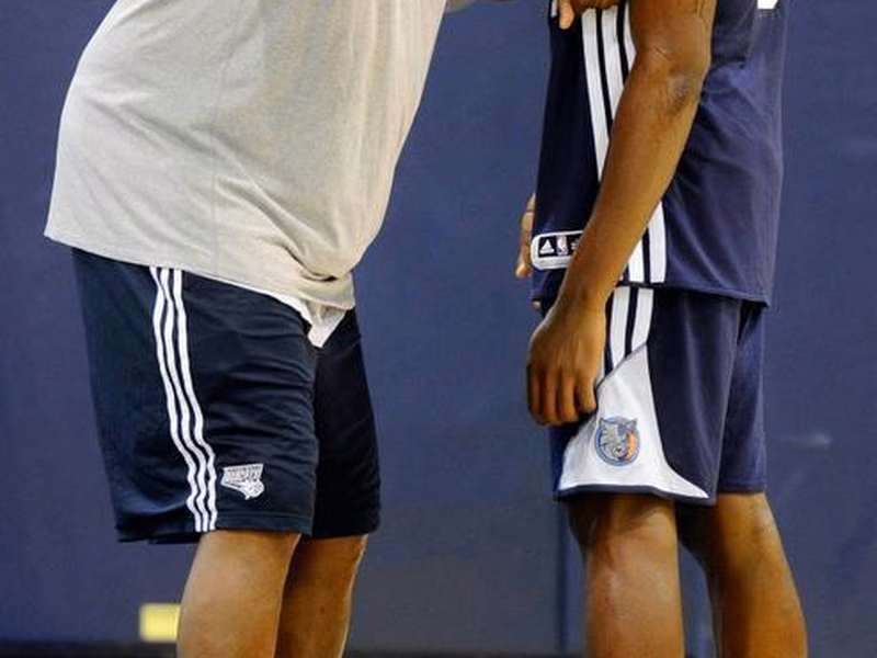 Al Jefferson, sigue de MVP; Pau Gasol brilla en la noche de los ultrarreboteadores