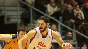 Pepe Pozas, al timón de Río Natura Monbus Obradoiro una temporada más