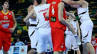 Miguel Lorenzo refuerza la pintura de Cáceres