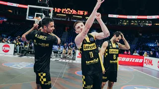 Enésima exhibición y mensaje a Panathinaikos: “No quería sentarme en el banquillo”