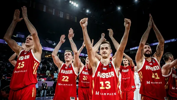 #Eurobasket2017 Rusia gana el clásico para alcanzar las semifinales (69-74)