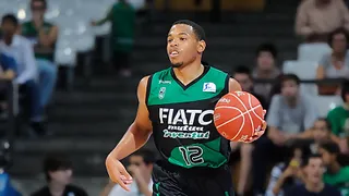 Corey Fisher, historia de una (no) fuga