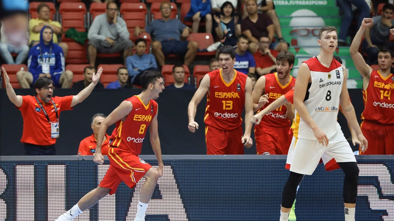 U20 MASC: España luchará por por el cetro continental (52-61)