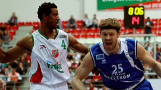 Liga Turca (J3): Galatasaray vence a Efes con un fantástico 12/19 en T3. Stanojevic, MVP. Rifi-Rafe entre Andersen y Prince. Además, recordamos la exhibición de David Rivers en las finales de 2000