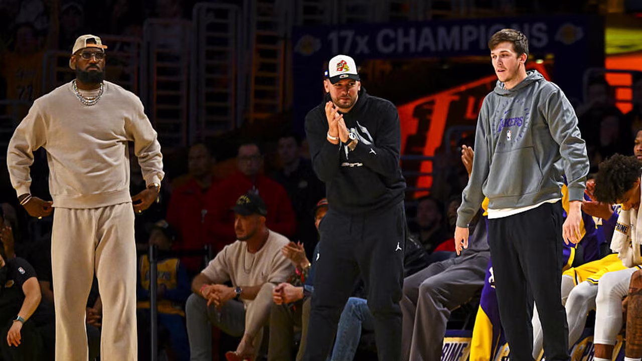 ¡Atención Lakers! Un equipo podría romper el big three de LeBron, Doncic y Reaves
