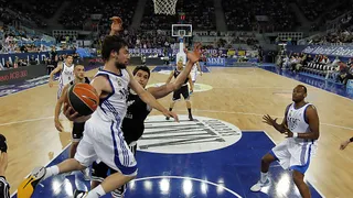Semifinales ACB: el Real Madrid se apunta el primer tanto ante un Bizkaia Bilbao Basket que dio la cara