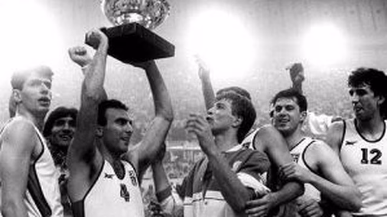Historias de (Solo)Basket: Éxtasis en el Pireo