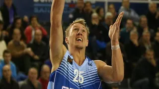 Nikolas Skouen, recambio de Greg Gantt en Zornotza