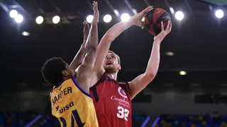 Casademont Zaragoza sigue con su buena inercia y deja las dudas en Gran Canaria (73-79)