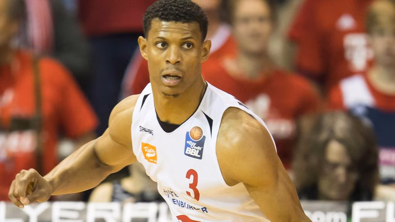 ICL Manresa se refuerza con los servicios de Scott Machado