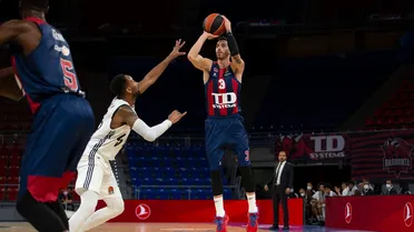 Un desatado ‘Shaquille Fall’ conquista Vitoria (86-88)