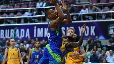 Gran Canaria sucumbe ante el juego interior turco y los triples de Arslan (98-94)